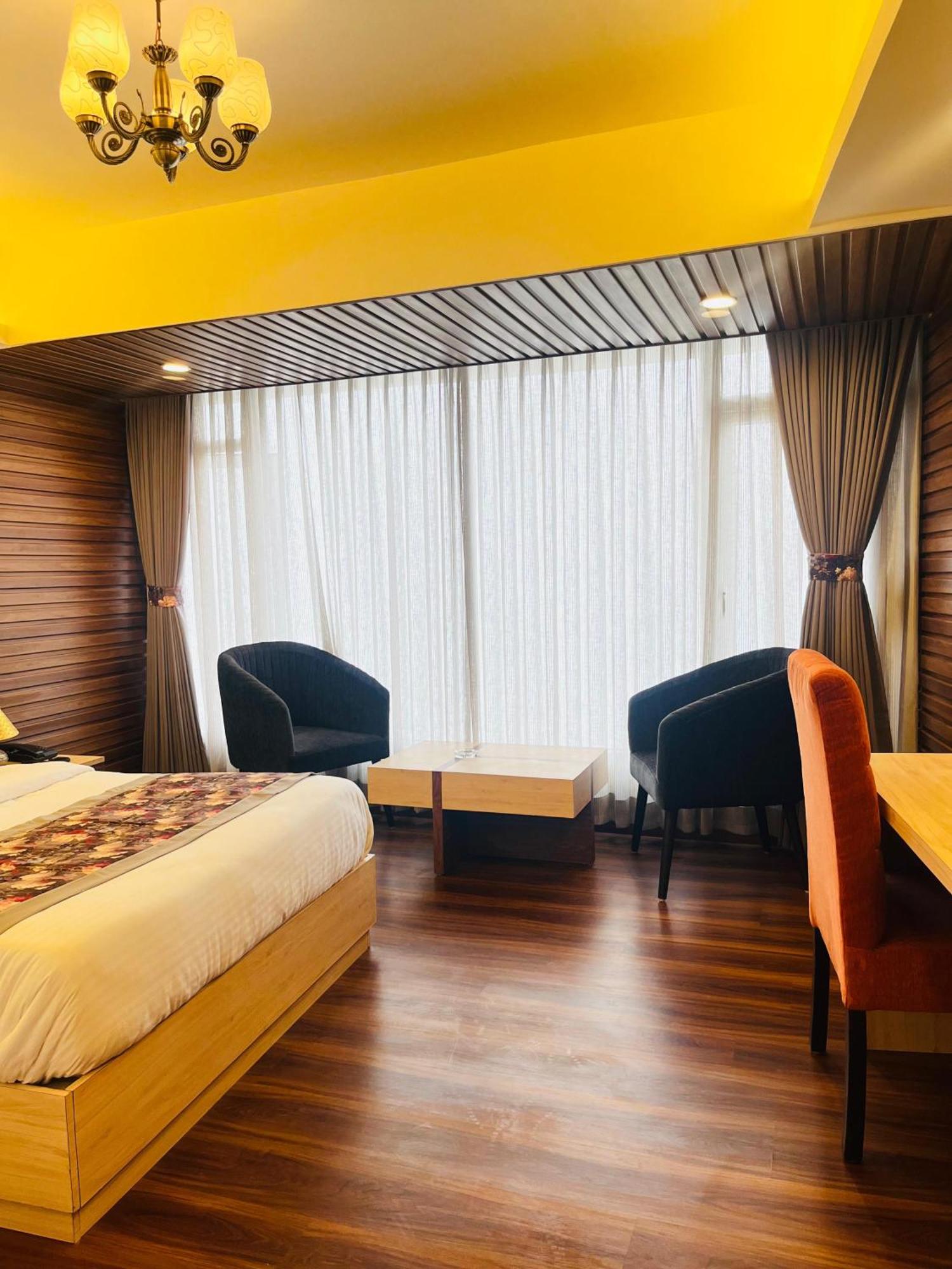 Hotel Broadway Boutique Mall Road Darjeeling - A Luxury Collection - Best Seller Exterior foto