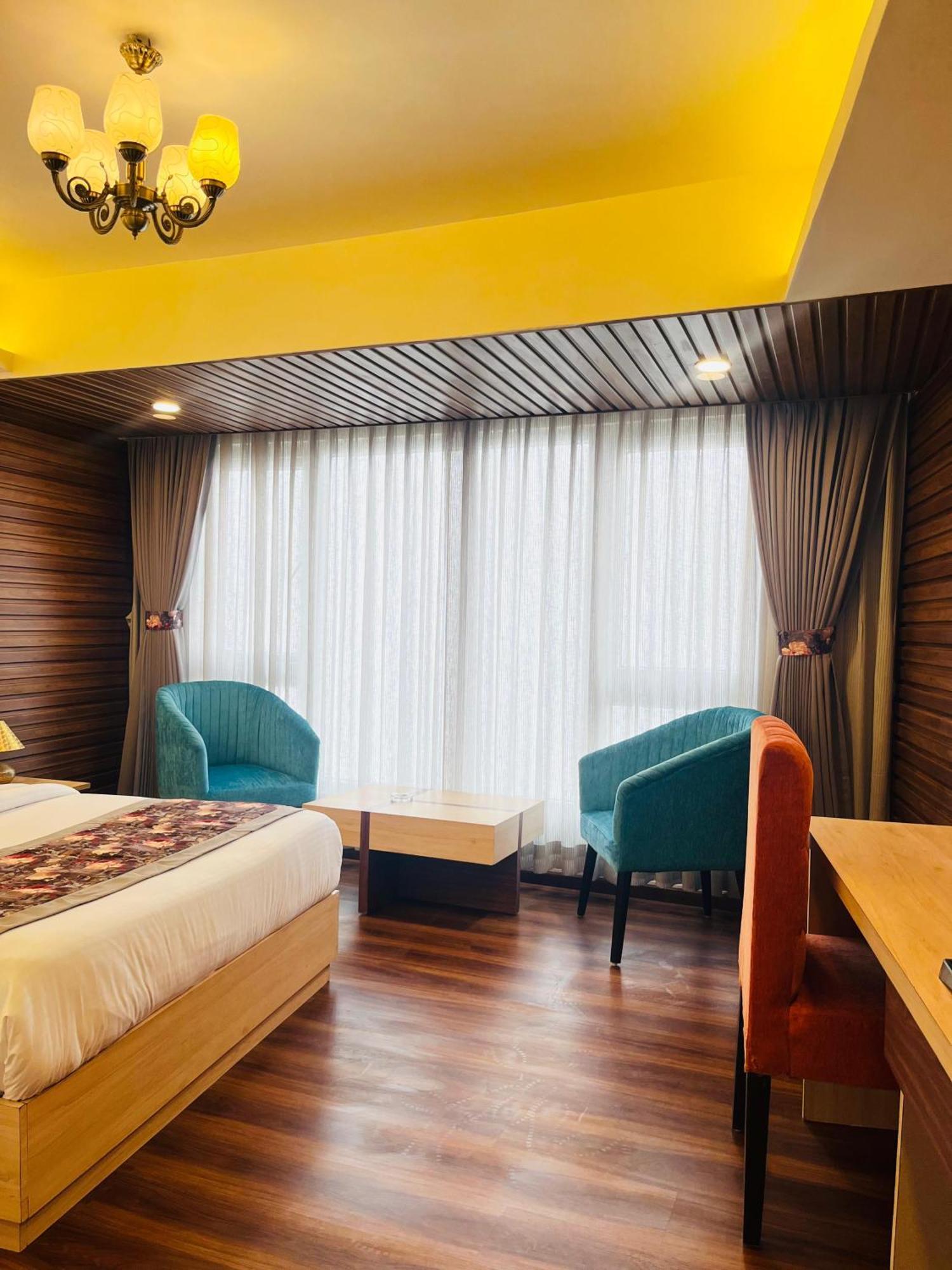 Hotel Broadway Boutique Mall Road Darjeeling - A Luxury Collection - Best Seller Exterior foto